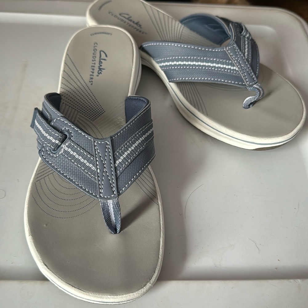 Clarks Cloud Steppers